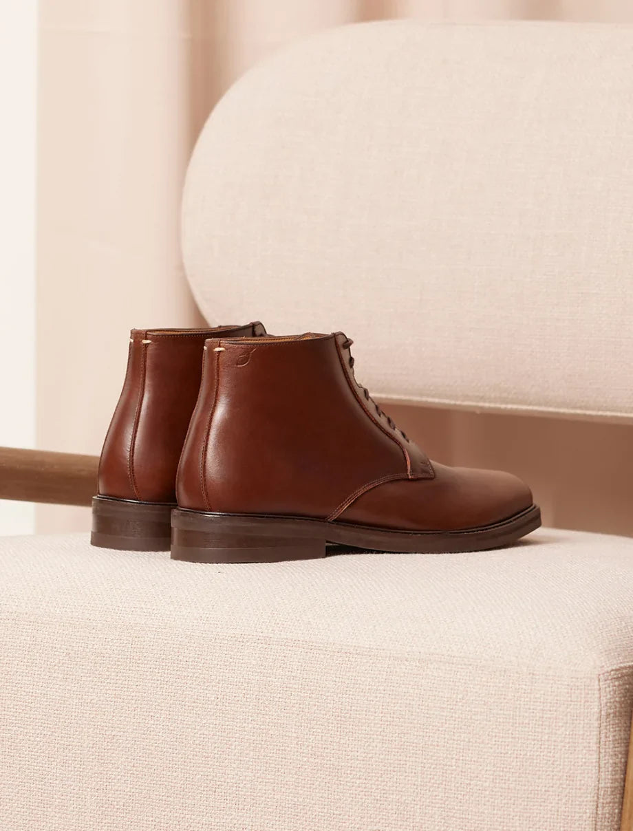 The Essential Chukka Boots - Solid Burgundy - Clearance Sale | Hides&Cult