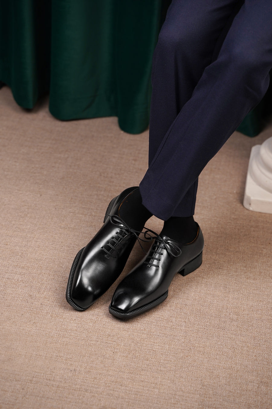 Black Wholecut Formal Shoes | Hides&Cult
