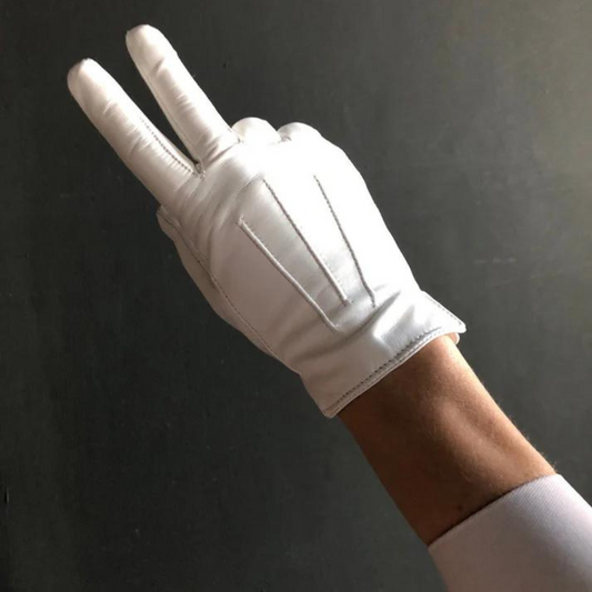 Womens White Essential Genuine Leather Gloves