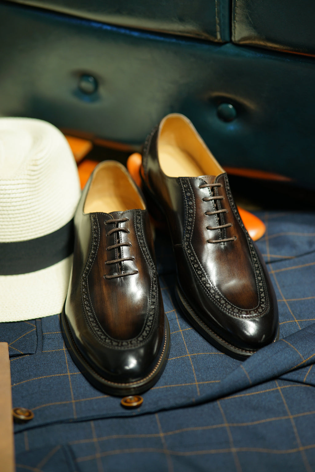 Brown Patina Finish Oxford Brogue Shoes | Hides&Cult