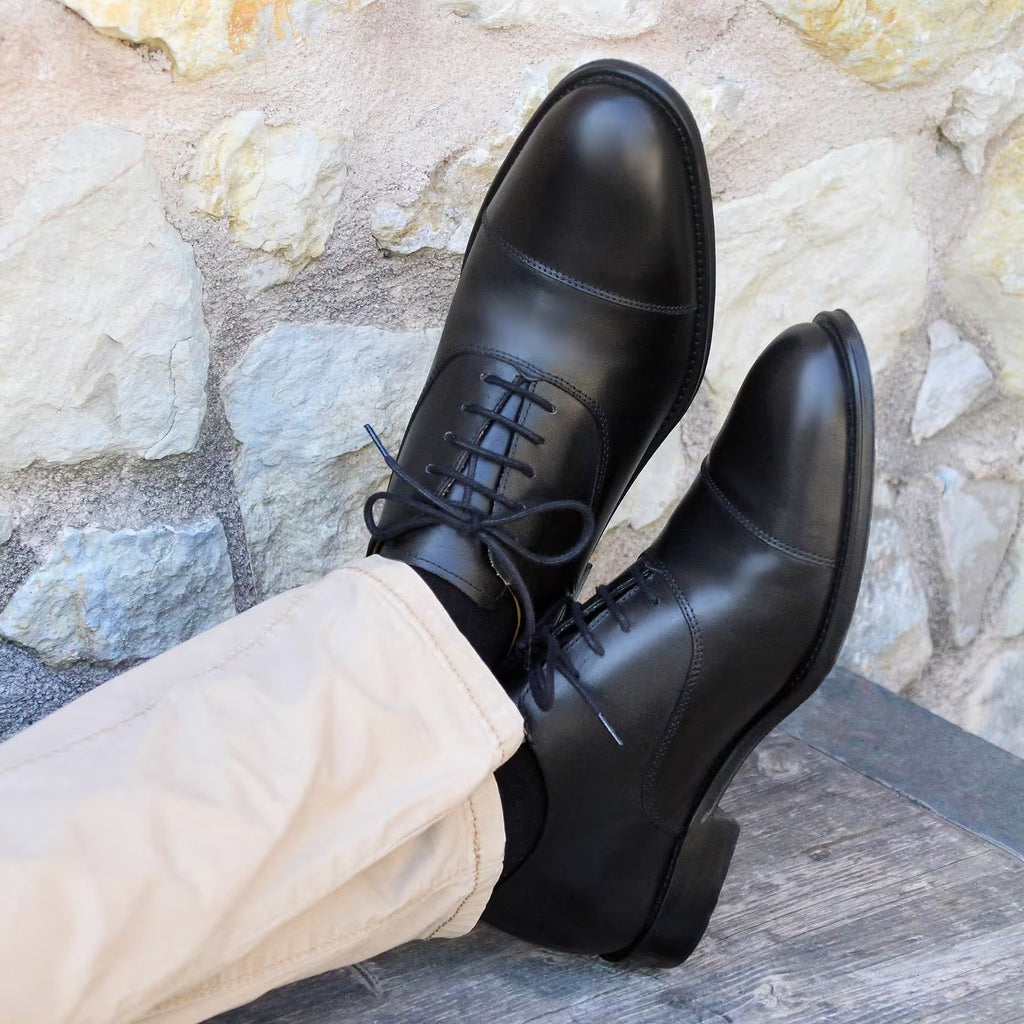 Solid Black Oxford Brogue Leather Shoes | Hides&Cult
