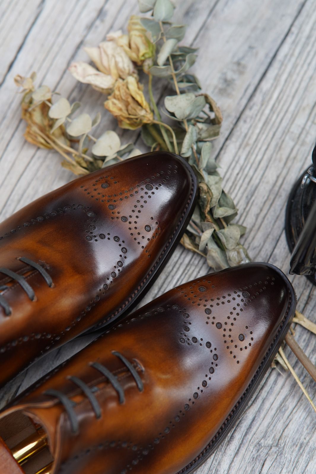 Brown Patina Wholecut Brogue Oxfords | Hides&Cult