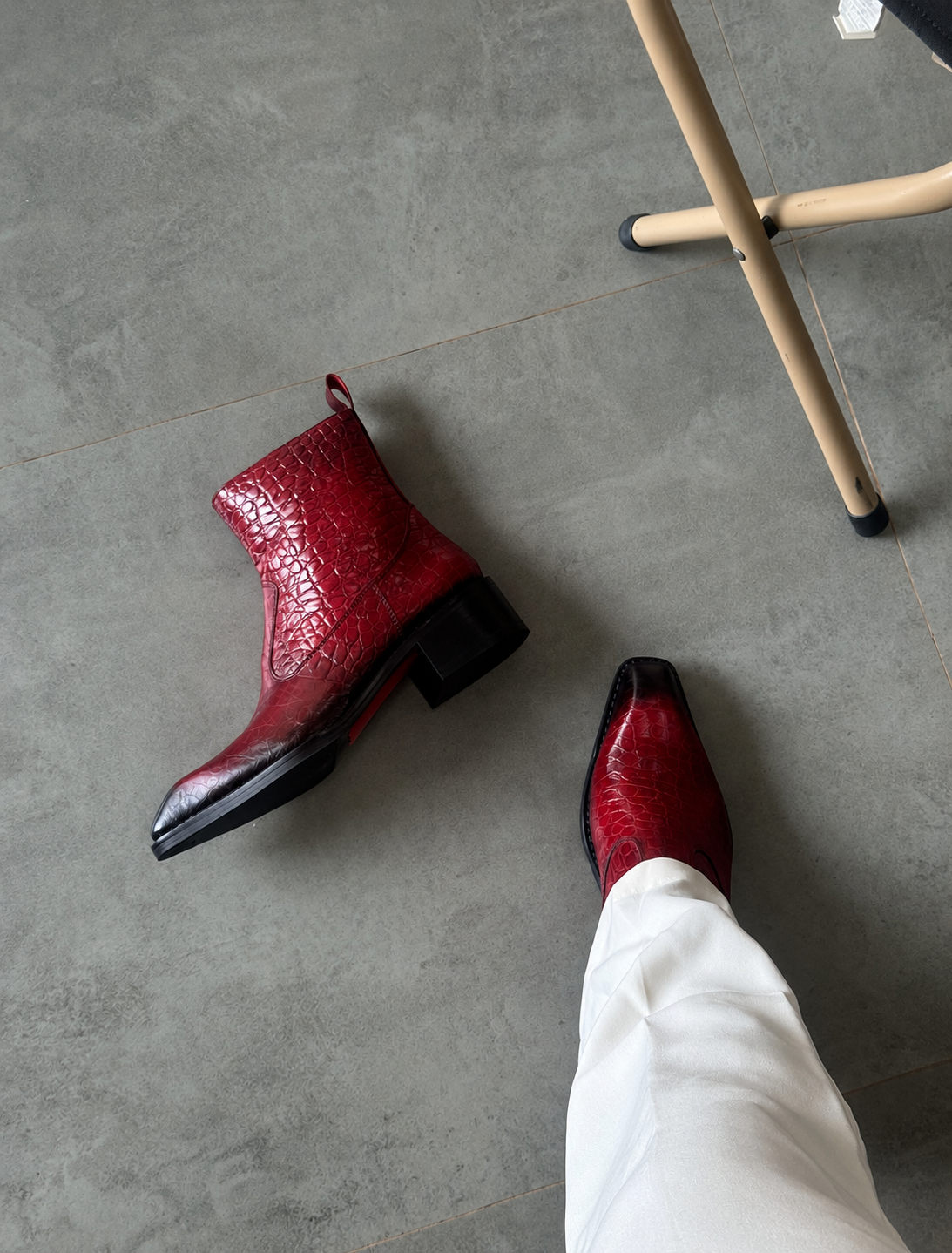Handmade Vintage Red Croc Texture Square Toe Genuine Leather Cuban Heel Boots Men | Hides&Cult