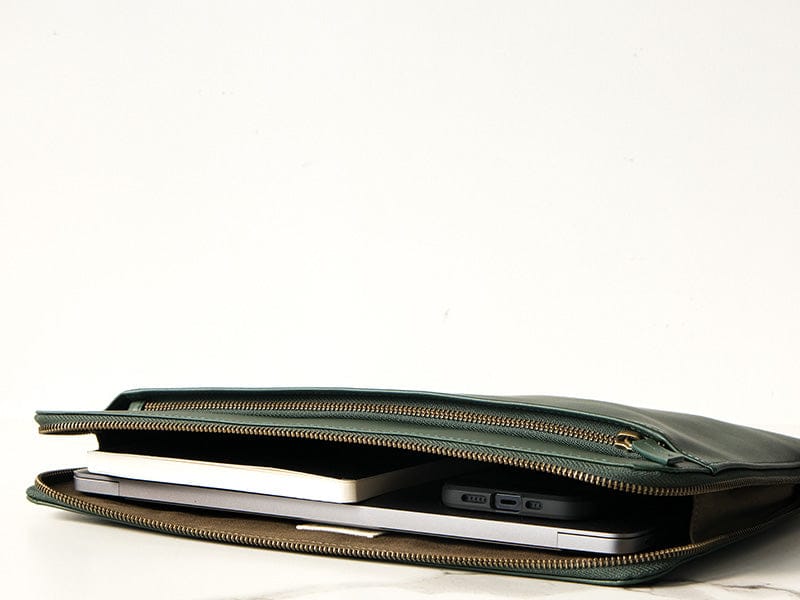 Luxury Sleek Laptop/I pad Sleeve