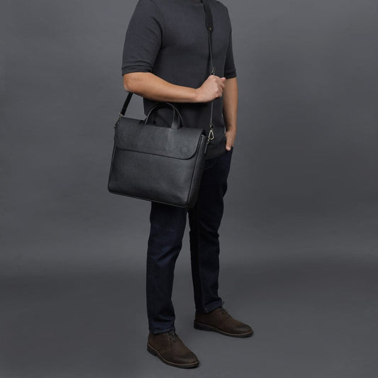 Genuine Leather Messenger Bag In Black Color