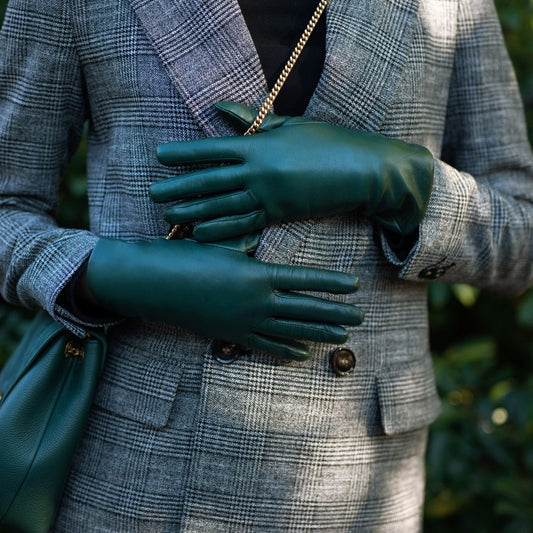 Olive Green Minimal Handmade Leather Gloves for Women